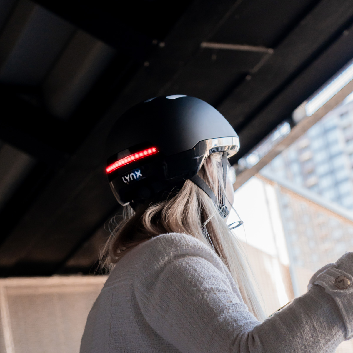 619122.BLA LYNX Fahrradhelm Citylight (L) 59-62 cm