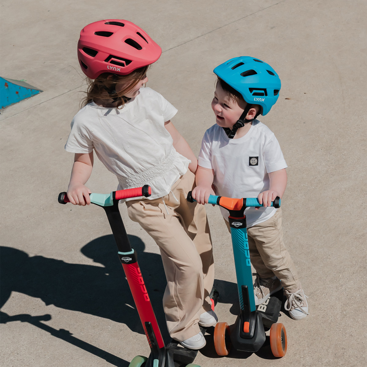 619014.PIN LYNX Fahrradhelm Kidz (M) 52-56 cm